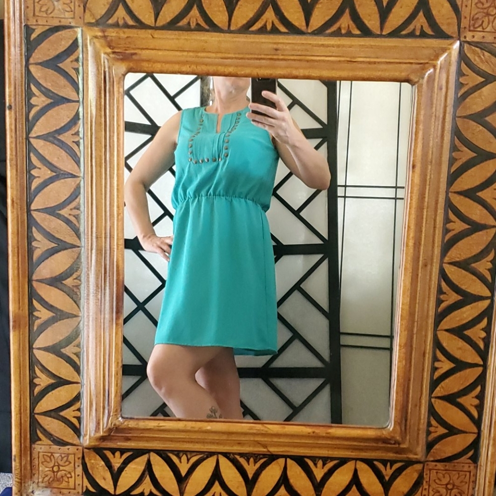 Cute aqua dress with bronz applique